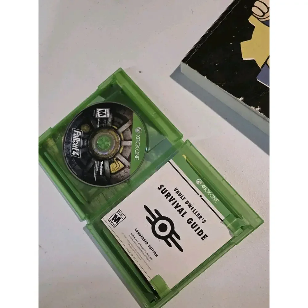 Fallout 4 Game of The Year Edition Prima Official Guide & Xbox One Game